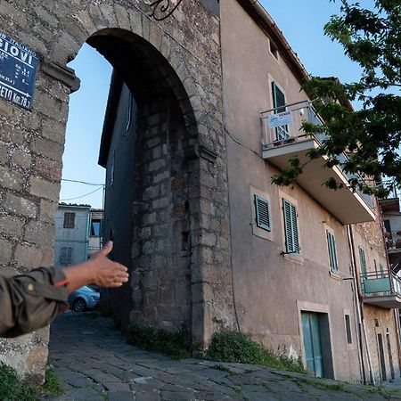Casa Angolo Cantina Nel Castello Montegiovi Eksteriør billede