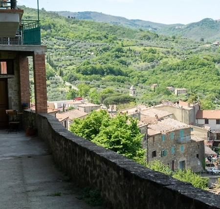 Cantina Nel Castello Montegiovi Eksteriør billede